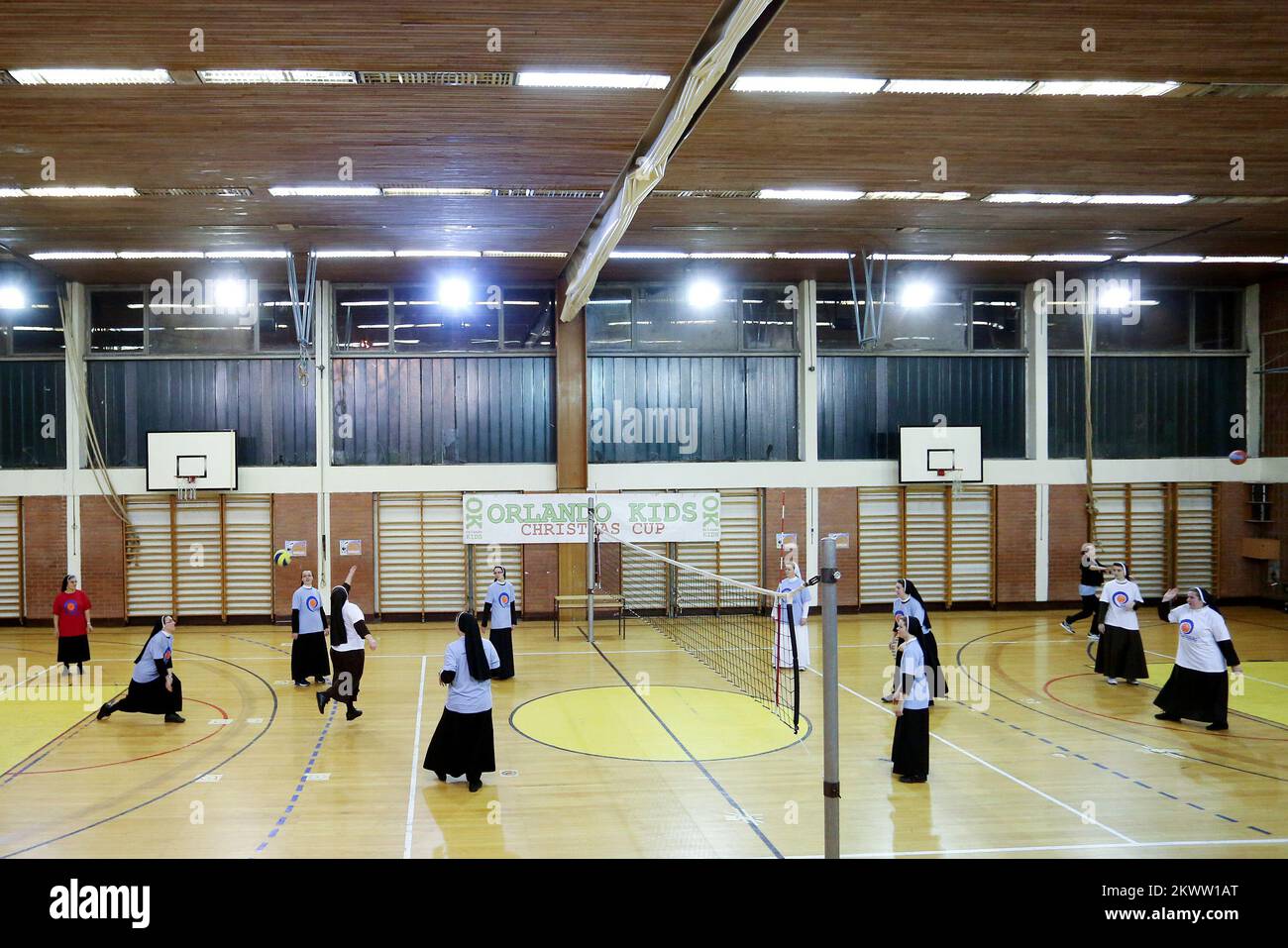 Nuns school hi-res stock photography and images - Page 9 - Alamy