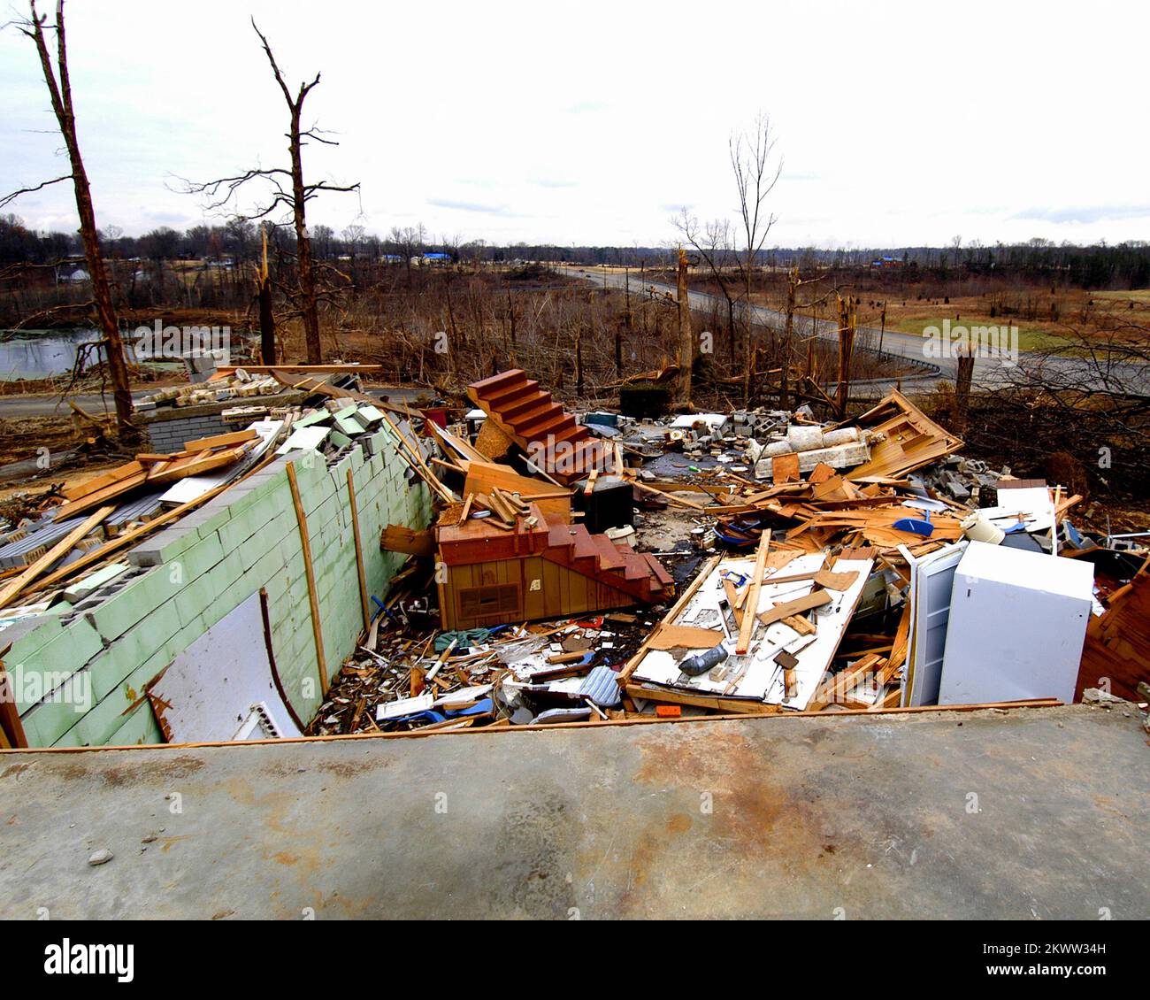 Severe Storms and Tornadoes, Madisonville, Ky, December 8, 2005