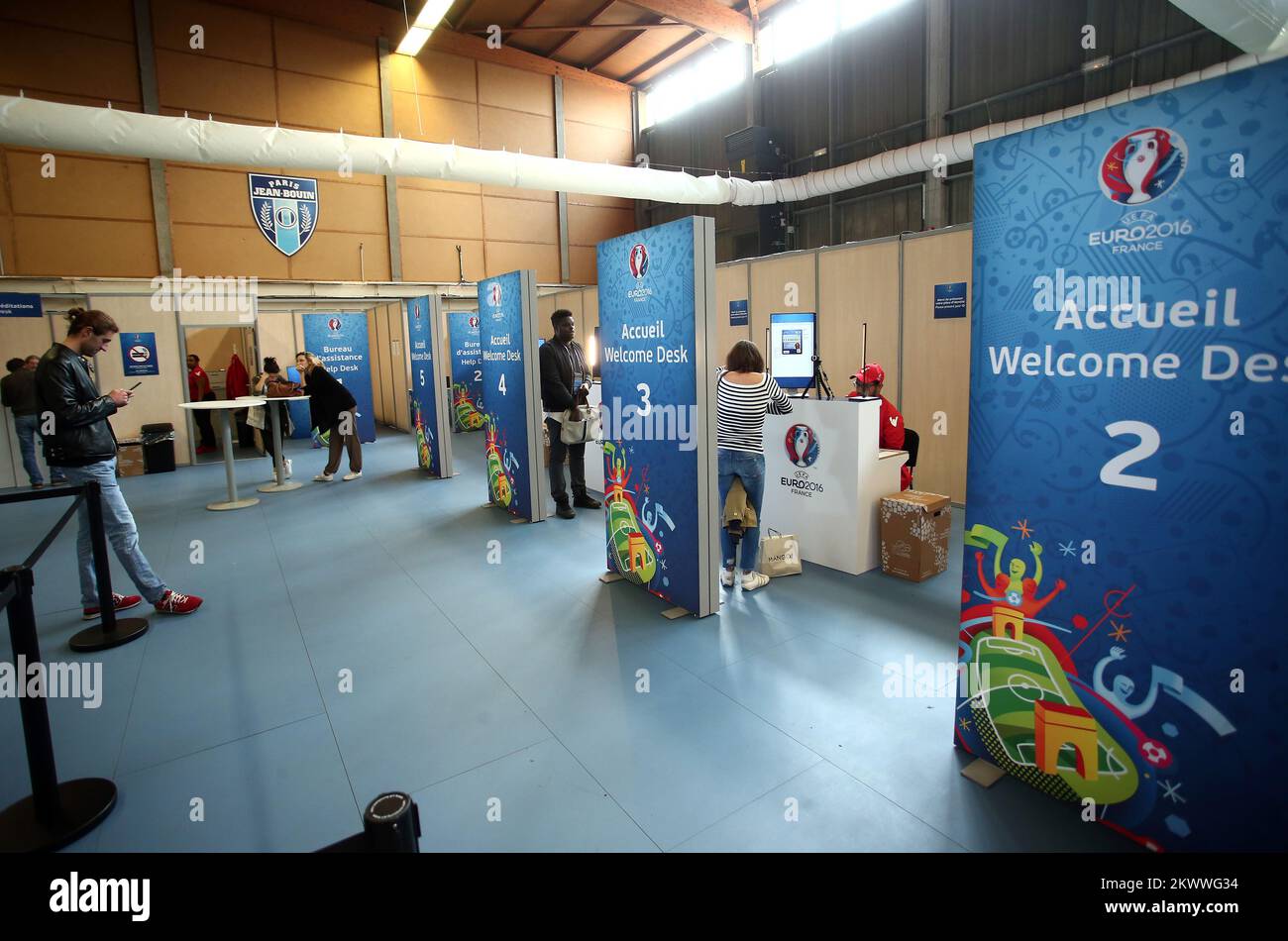 Center parc stadium hires stock photography and images Alamy