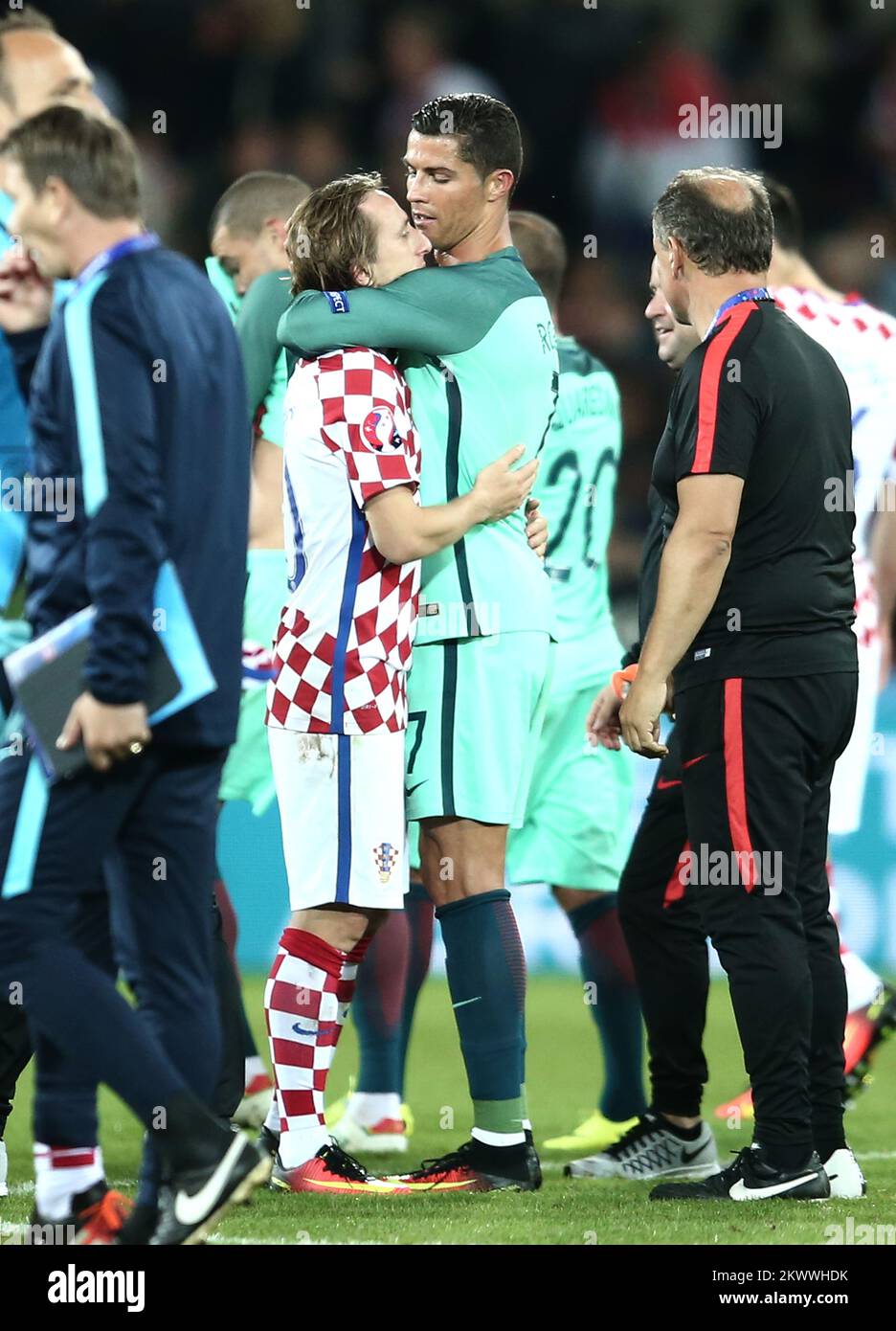 25-06-2016-lens-france-uefa-euro-2016-round-of-16-croatia