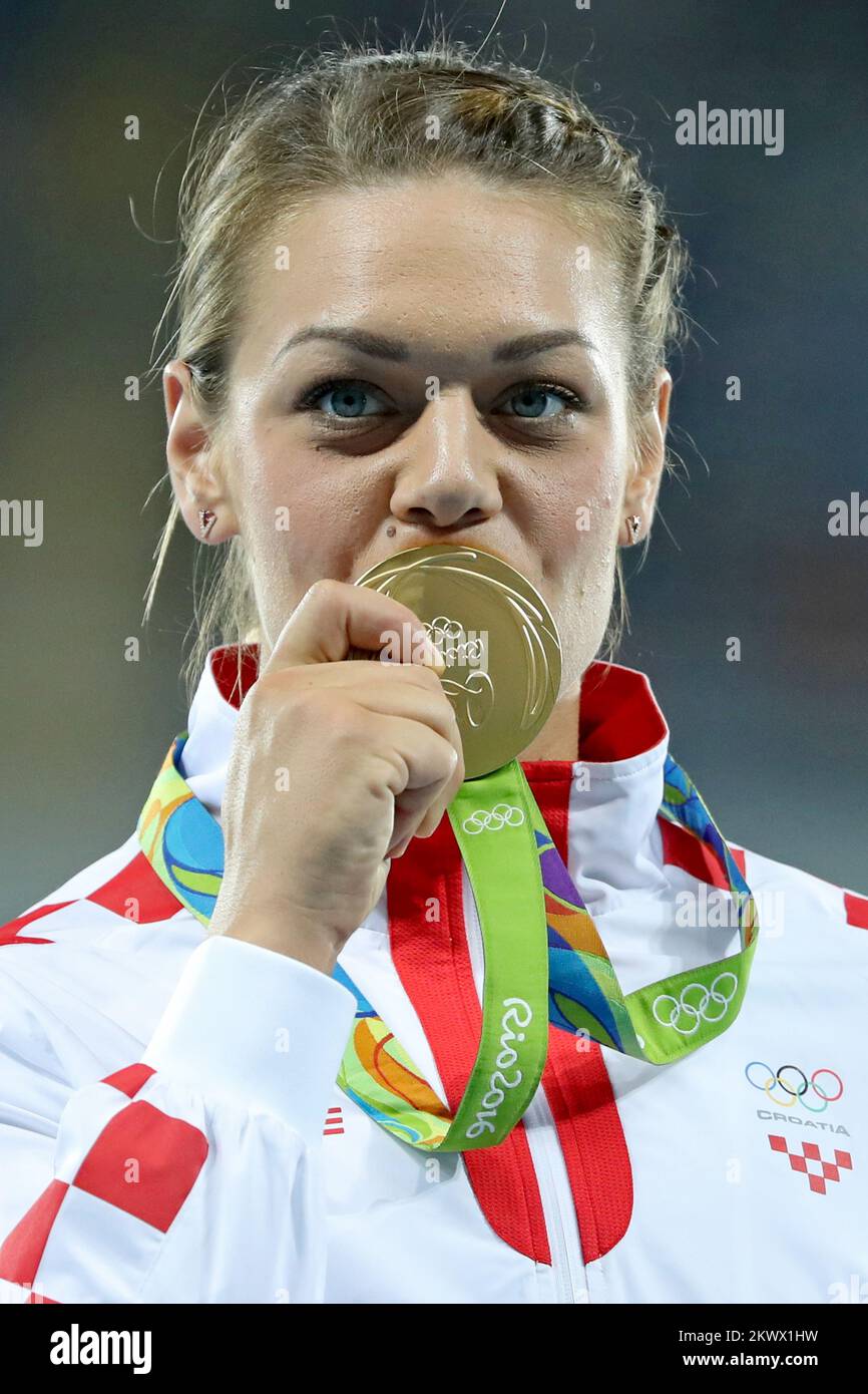 16-08-2016-rio-de-janeiro-brazil-defending-olympic-women-s-discus