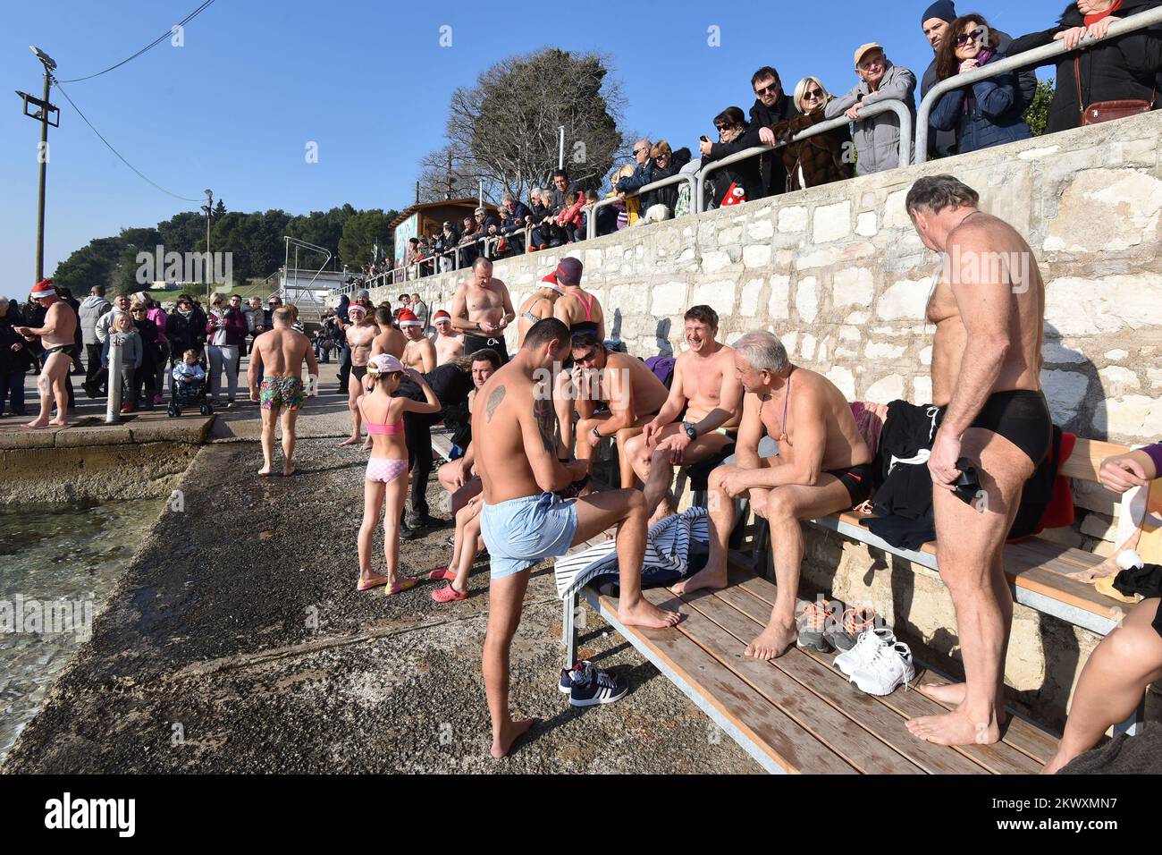New year swim hi-res stock photography and images