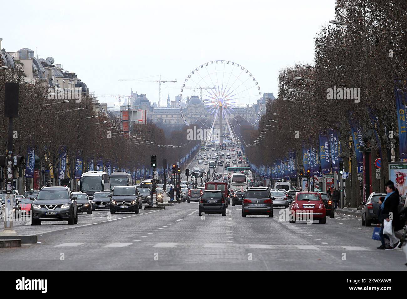 27 01 2017 Paris France Champs Elysees Is An Avenue In The 8th 27 01 2017 Paris France Champs Elysees Is An Avenue In The 8th