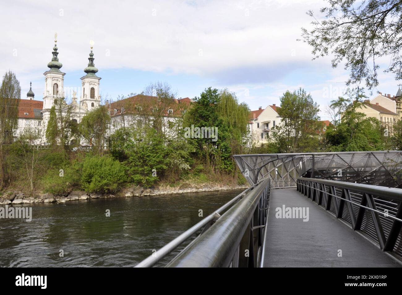17.04.2017., Graz, Austrija - Murinsel, Unique artificial island with a cafe, interior design showroom & amphitheater in modern surrounds. Murisel is actually not an island at all, but an artificial floating platform in the middle of the Mur river. Photo: Goran Novotny/HaloPix/PIXSELL Stock Photo