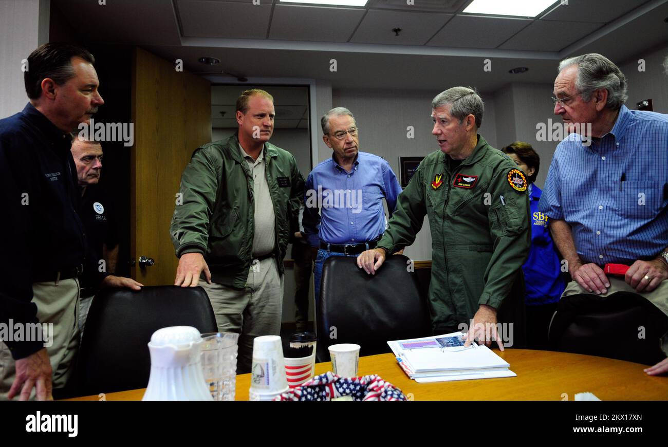 Severe Storms, Tornadoes, and Flooding,  Des Moines, IA, June 13, 2008   FEMA Administrator, R. David Paulison; Region VII FCO, Bill Vogal; Iowa Governor, Chester Culver; Sentaor Charles Grassley; Iowa Adjutant General, Maj. Gen. Ron Dardis and U.S. Senator Tom Harkins discuss FEMA's support in Iowa. Barry Bahler/FEMA.. Photographs Relating to Disasters and Emergency Management Programs, Activities, and Officials Stock Photo