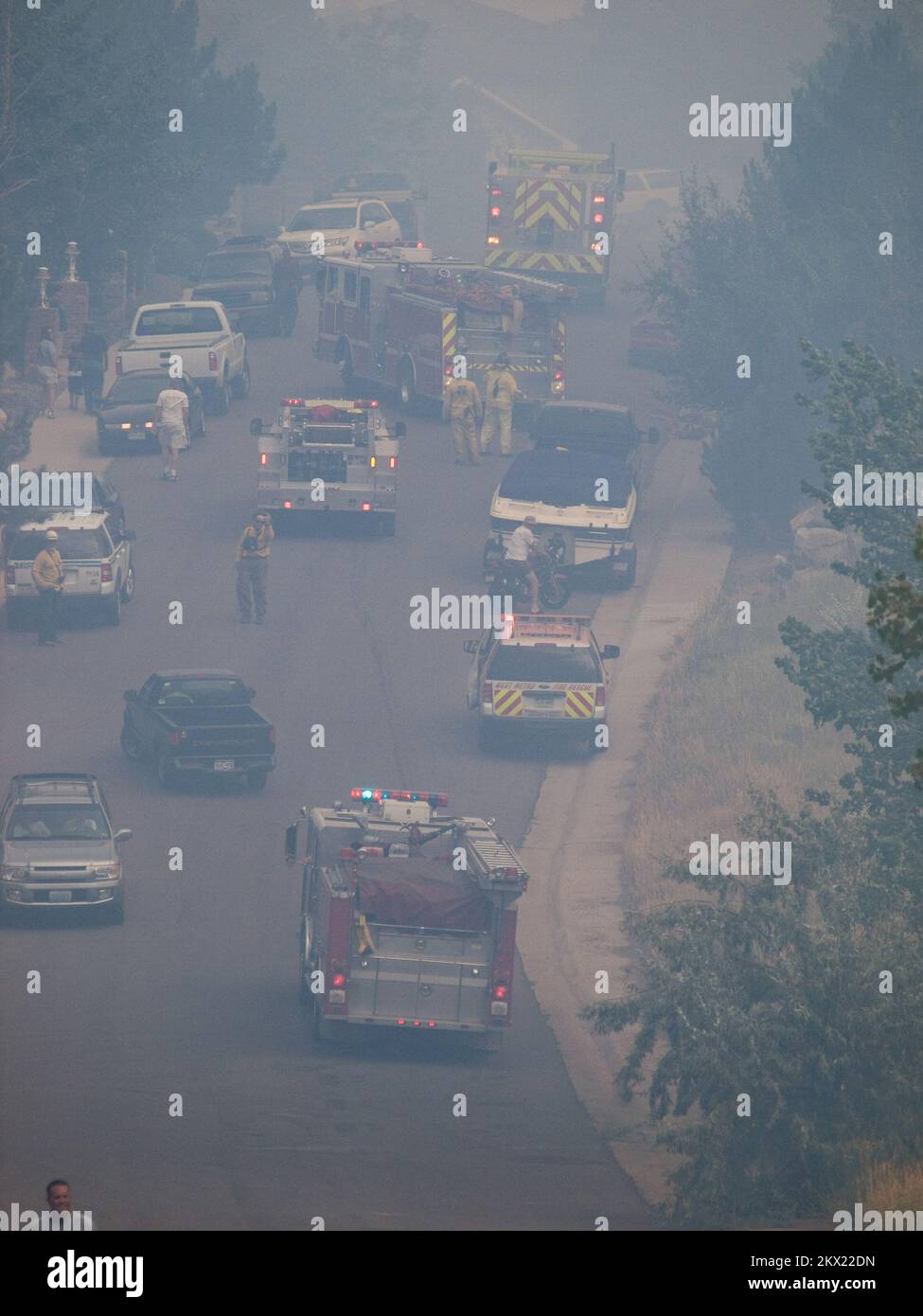 Lakewood, CO, August 4, 2008   Fire crews from all over Denver set up to protect homes from the Green Mountain fire. Photo Michael Rieger/FEMA.. Photographs Relating to Disasters and Emergency Management Programs, Activities, and Officials Stock Photo