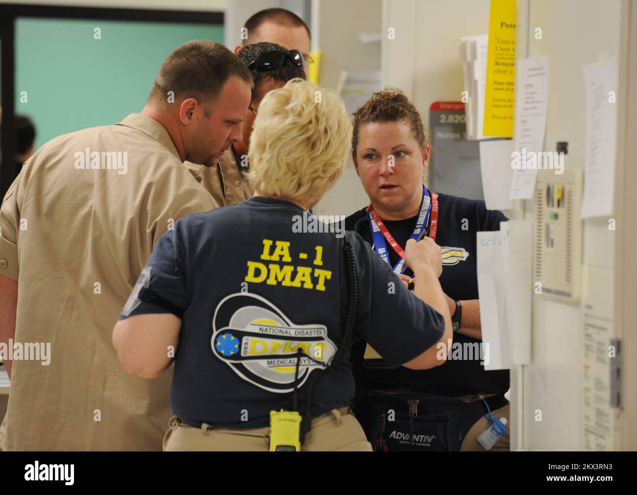 Medical emergency in flight hi-res stock photography and images - Alamy