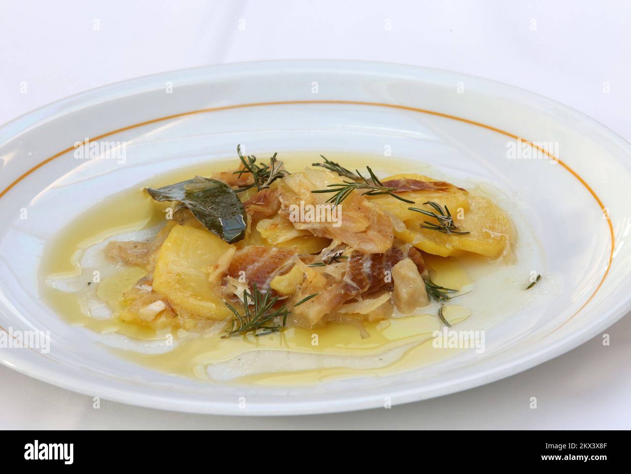 21.12.2017., Brodarica, Croatia - Traditional cod preparation in ...