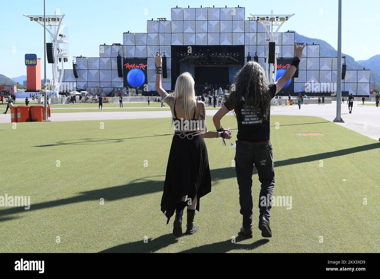 Rio de Janeiro, Brazil,September 2, 2022. Couple of rockers arriving at the rock in Rio 2022 festival in the city of Rio de Janeiro. Stock Photo