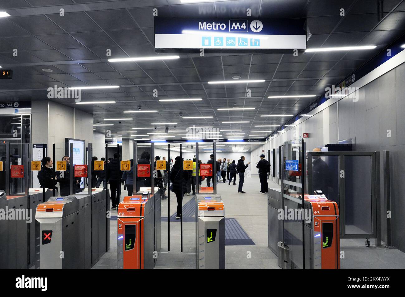Milano, la nuova linea 4 della Metropolitana Milan, the new Metro 4