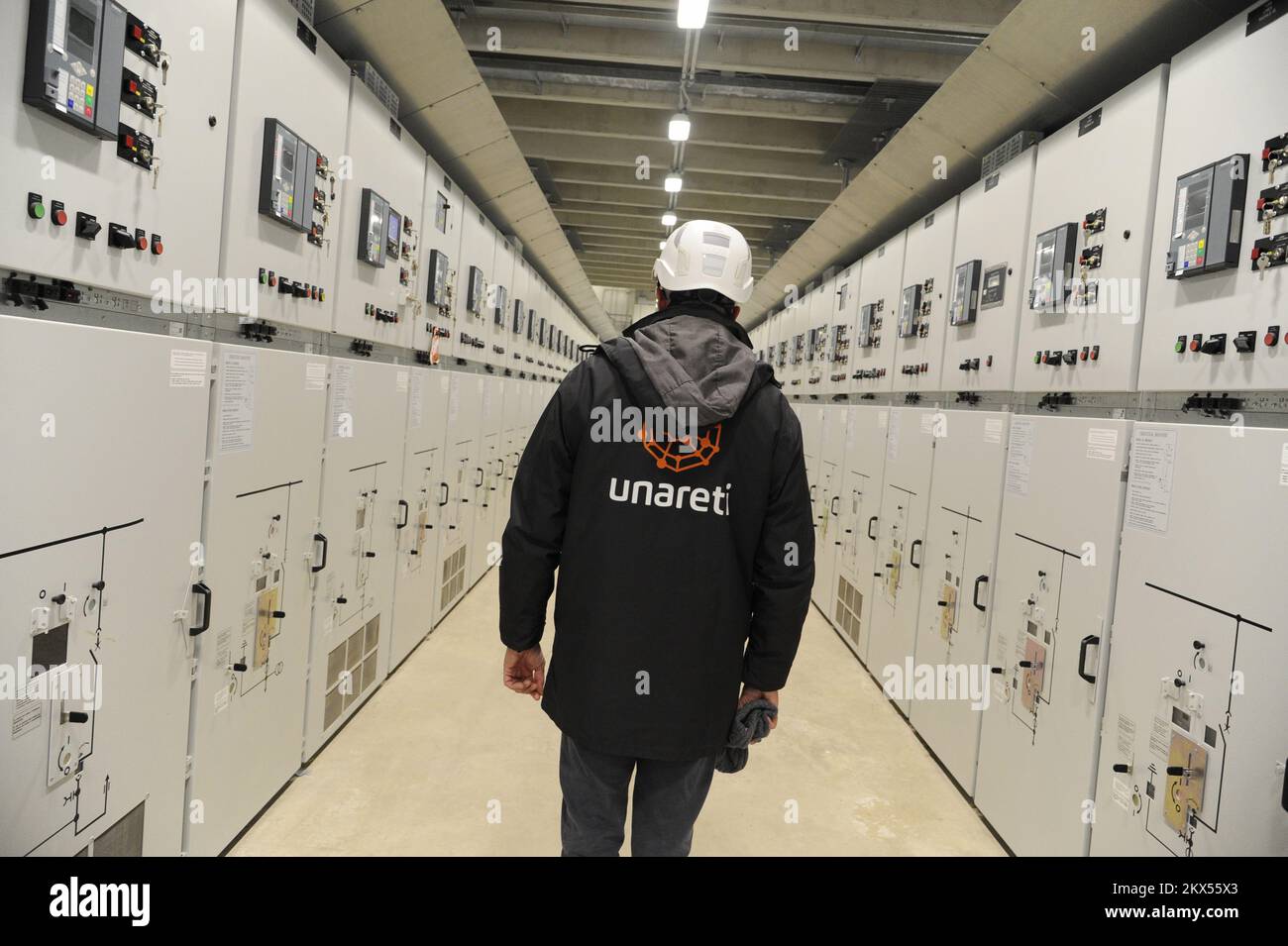 - Milano, la nuova cabina elettrica primaria di San Cristoforo. Iinfrastruttura realizzata per sostenere l’elettrificazione dei consumi in corso e aumentare la robustezza della rete elettrica cittadina.   - Milan, the new primary power substation in San Cristoforo. Infrastructure built to support the ongoing electrification of consumption and increase the robustness of the city's electricity grid. Stock Photo