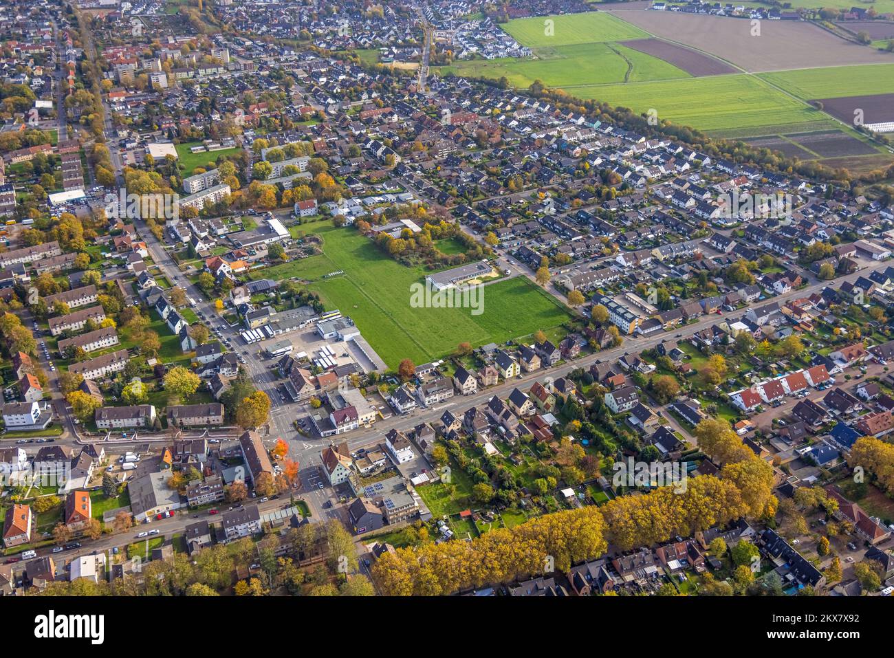 Aerial view, green meadow, municipal kindergarten Mitte Kleine Strolche