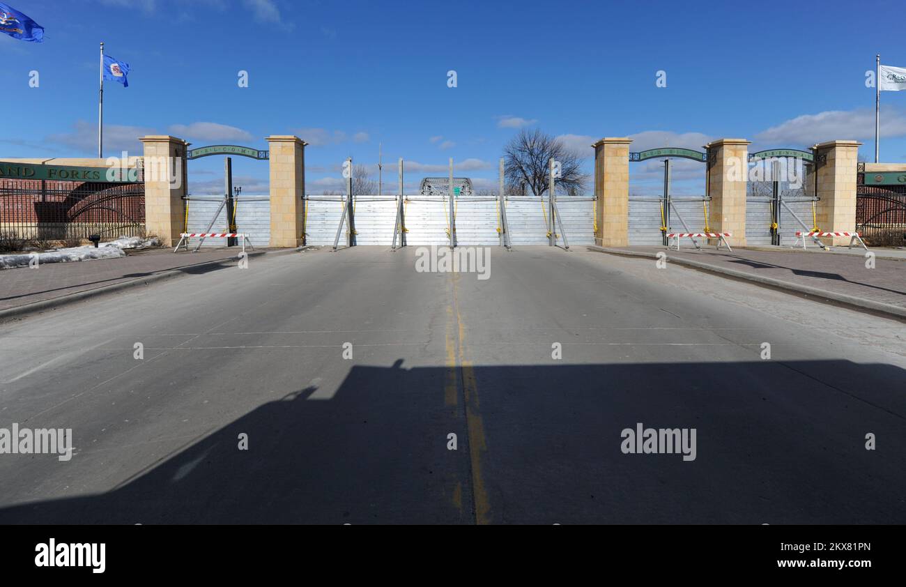 Red river flood hi-res stock photography and images - Page 6 - Alamy