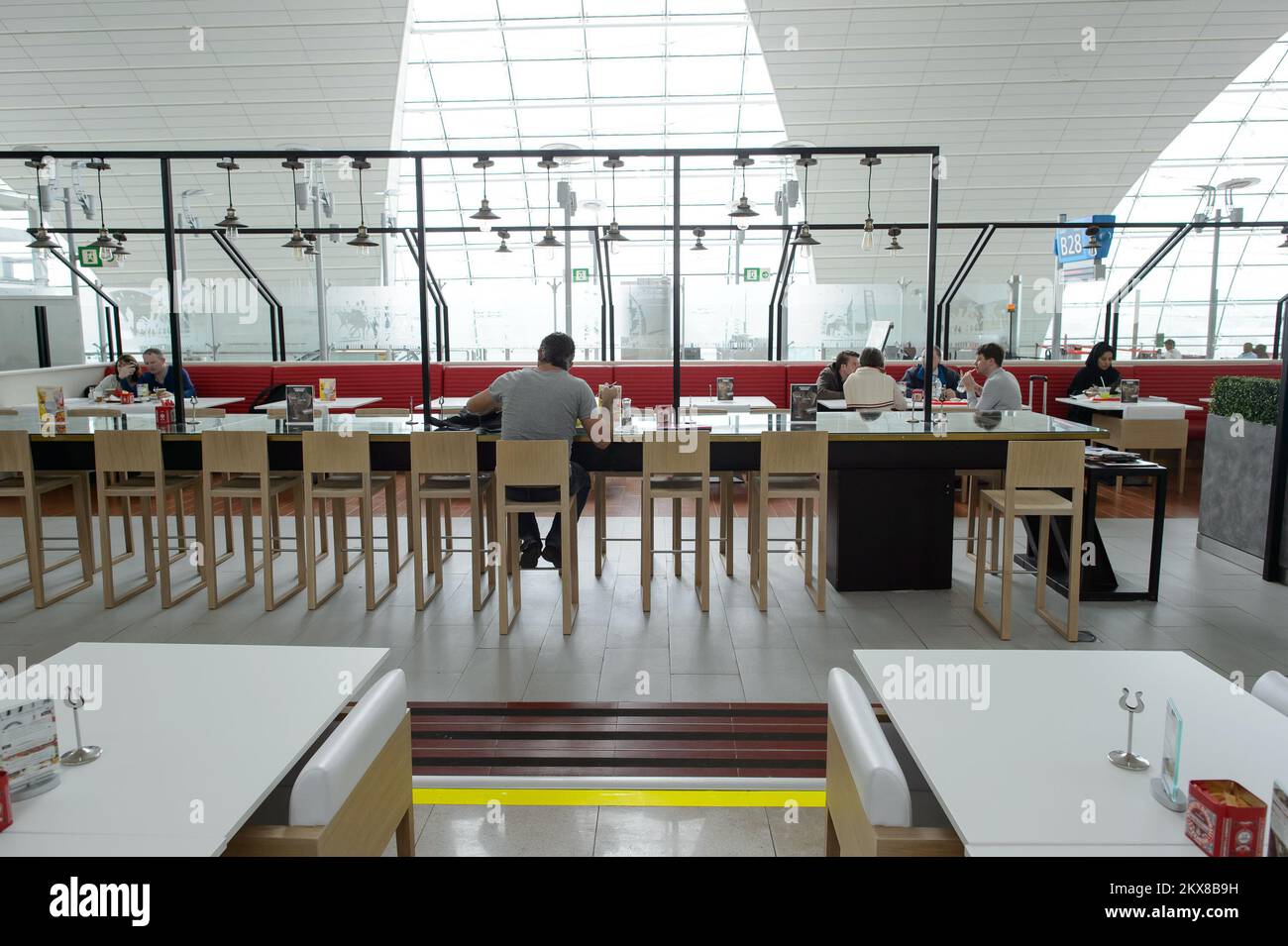 DUBAI INTERNATIONAL AIRPORT visual data 3
