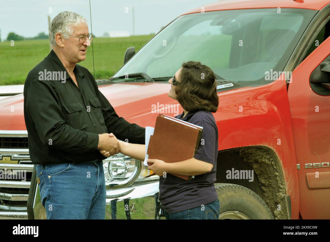 Fema individual assistance officer hi-res stock photography and images ...
