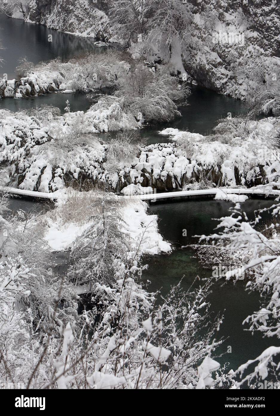 24 01 2019 Plitvicka Jezera National Park Plitvice Lakes Covered 24-01-2019-plitvicka-jezera-national-park-plitvice-lakes-covered