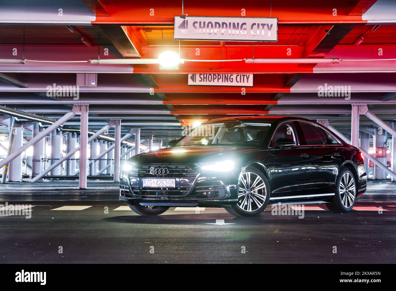 File:Audi A6 C8 Pressconference Genf 2018.jpg - Wikimedia Commons