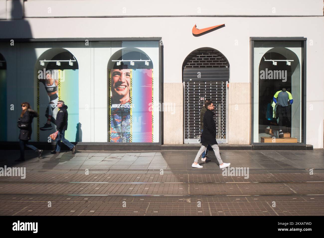 Nike business hi res stock photography and images Page 5 Alamy