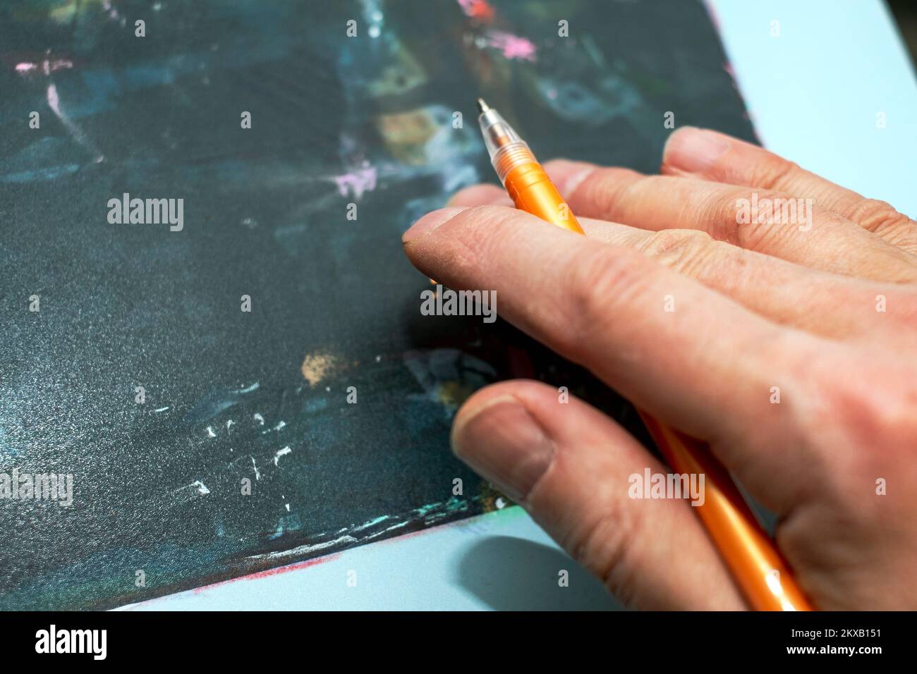 Human hand artwork hi-res stock photography and images - Alamy