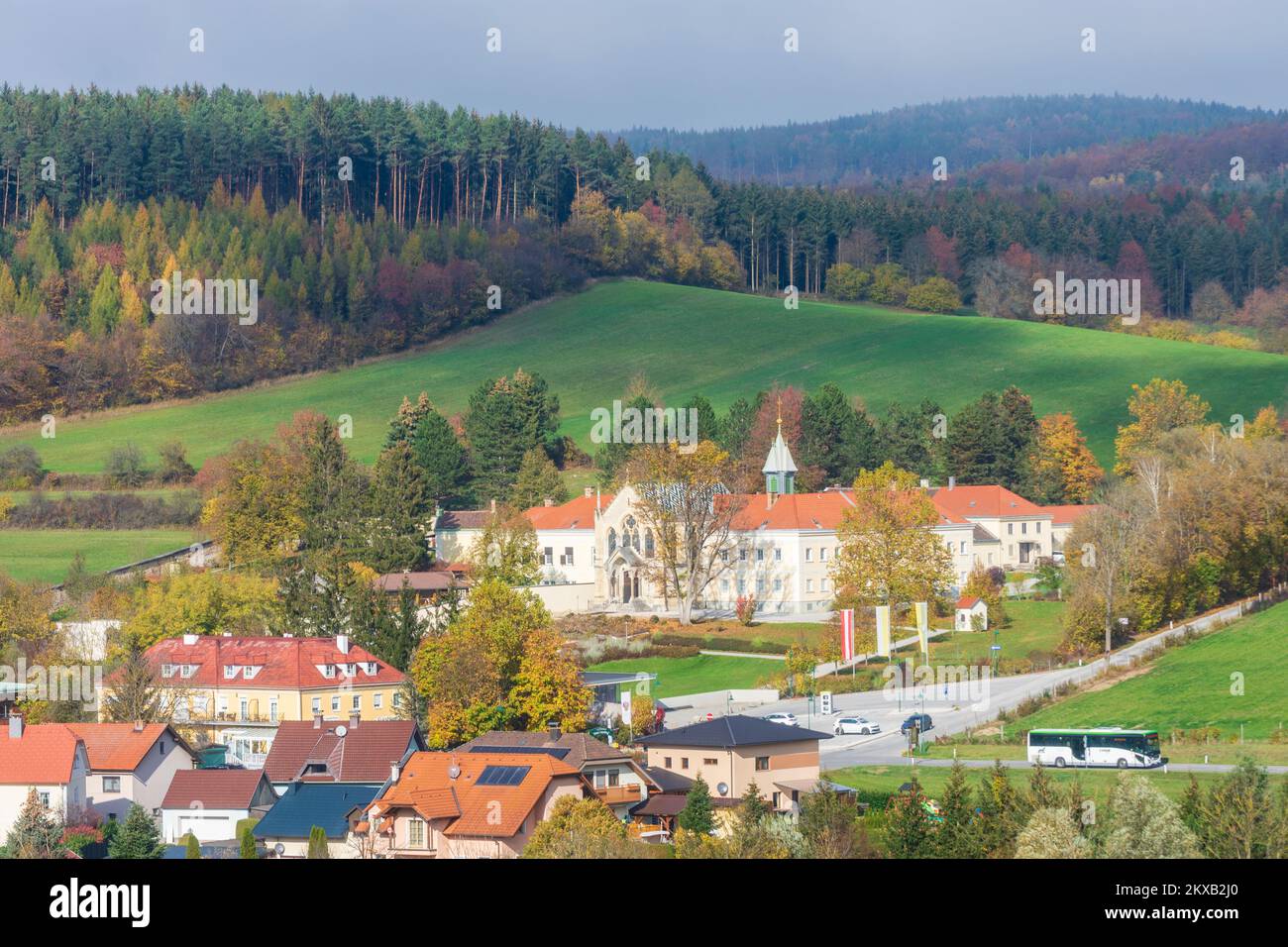 Alland: Schloss Mayerling Castle in Wienerwald, Vienna Woods, Niederösterreich, Lower Austria, Austria Stock Photo