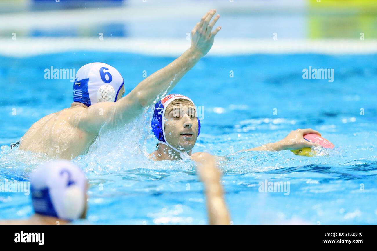 Water polo world league hi-res stock photography and images - Page 12 -  Alamy