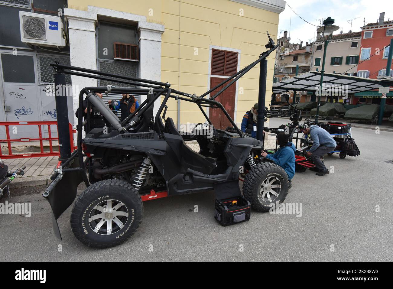 05.04.2019., Croatia, Rovinj - In the afternoon, filming 'The Hitman's Wife's Bodyguard,' performed by Samuel L. Jackson, Salma Hayek and Ryan Reynolds, began. Until late in the evening filming the scene in which participate and stunt doubles of famous actors.Photo: Dusko Marusic/PIXSELL Stock Photo