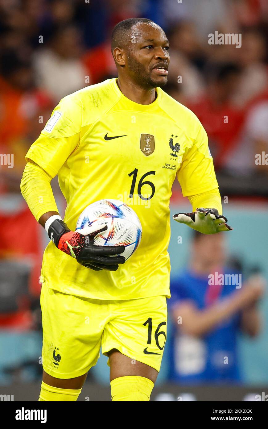 Doha, Qatar. 30th Nov, 2022. MANDANDA Steve from France during the match between Tunisia and France, valid for the group stage of the World Cup, held at the Education City Stadium in Doha, Qatar. Credit: Rodolfo Buhrer/La Imagem/FotoArena/Alamy Live News Credit: Foto Arena LTDA/Alamy Live News Stock Photo