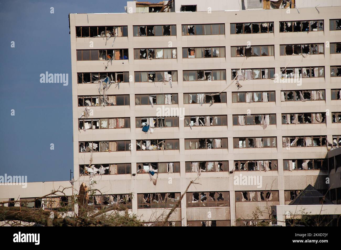 Joplin tornado winds hires stock photography and images Alamy