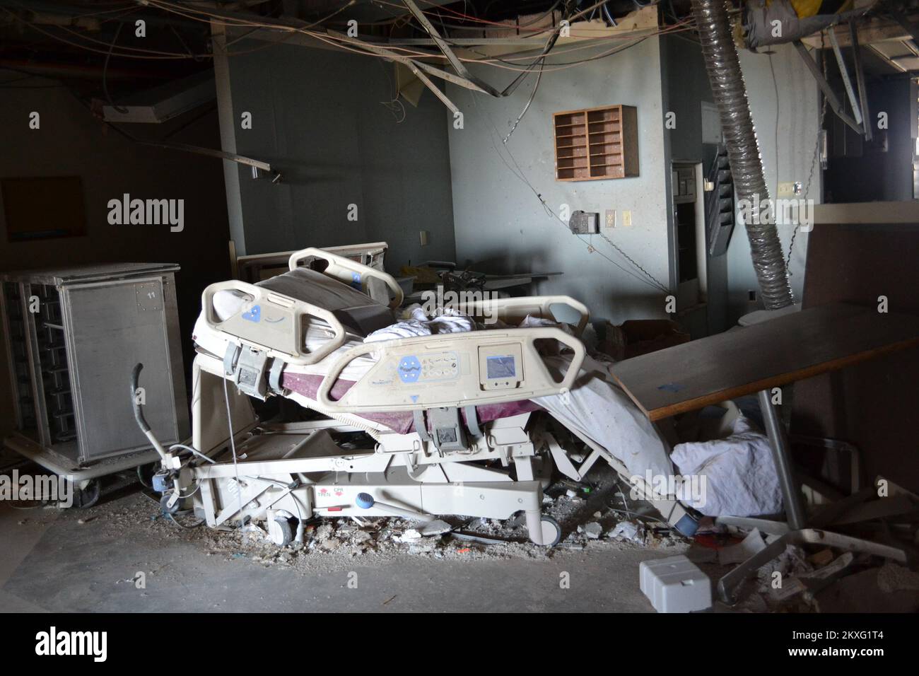 Mo st johns hospital tornado hires stock photography and images Alamy