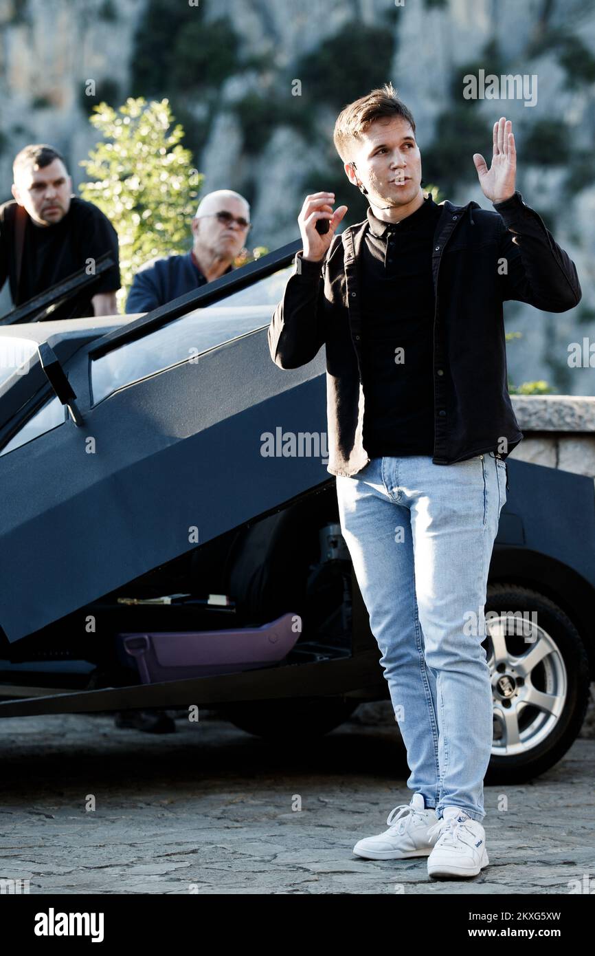 Ivan ljubicic croatia hi-res stock photography and images - Page 2 - Alamy, image size:866x1390