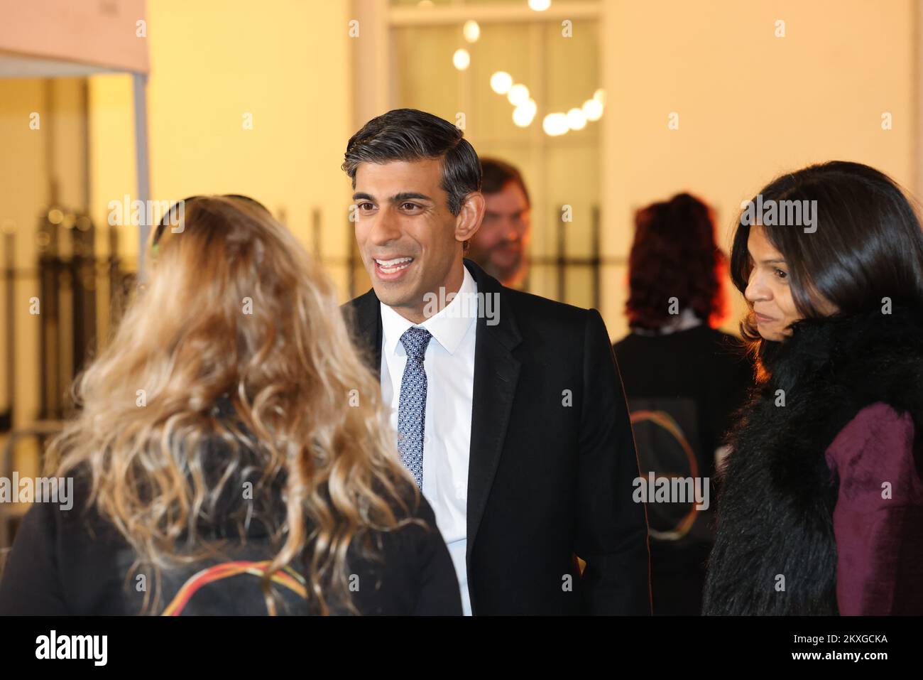 London, UK, 30th November 2022. Small businesses set up stalls outside number 10 for the Downing Street Festive Showcase. Rishi Sunak and his wife Akshata Murthy came out and enjoyed chatting to stallholders and sampling products, edible and scented! Credit: Monica Wells/Alamy Live News Stock Photo