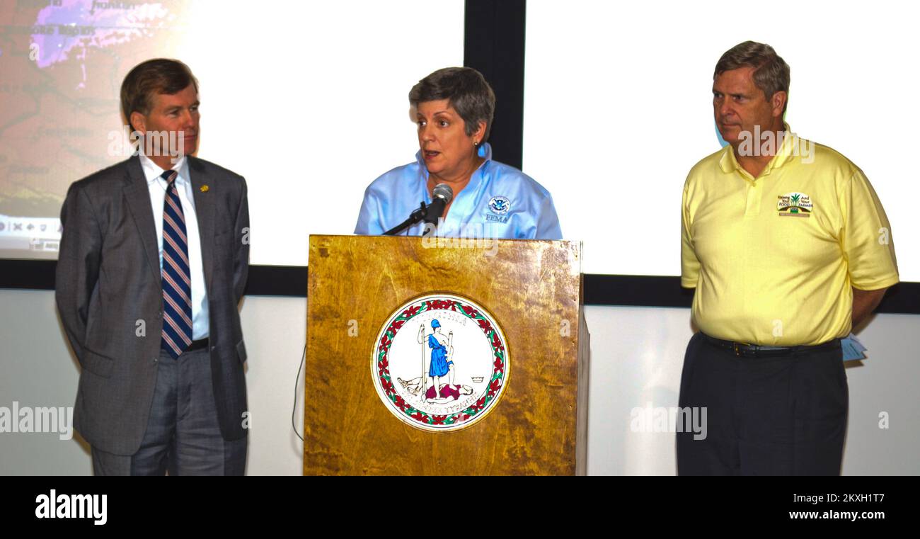 Flooding   Hurricane/Tropical Storm - Richmond, Va. , August 30, 2011   DHS Secretary, Janet Napolitano, speaks at a press briefing hosted by Virginai Governor Robert McDonnell and assisted by Agriculture Secretary, Tom Vilsack, at the Virginia State Emergency Operations Center (EOC). Janet Napolitano addresses the role of the federal government in assisting Virginia in its response to Hurricane Irene. FEMA is a supporting partner in the state's response to and recovery from the August 26th hurricane. New Jersey Hurricane Irene. Photographs Relating to Disasters and Emergency Management Progra Stock Photo