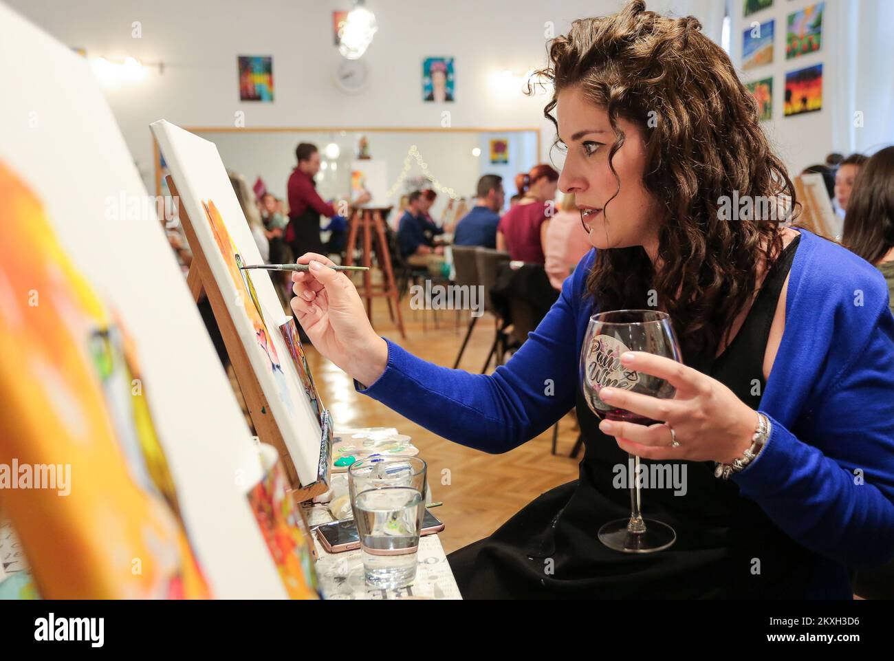 Paint & Wine and art therapy is unique in Croatia. Painting
