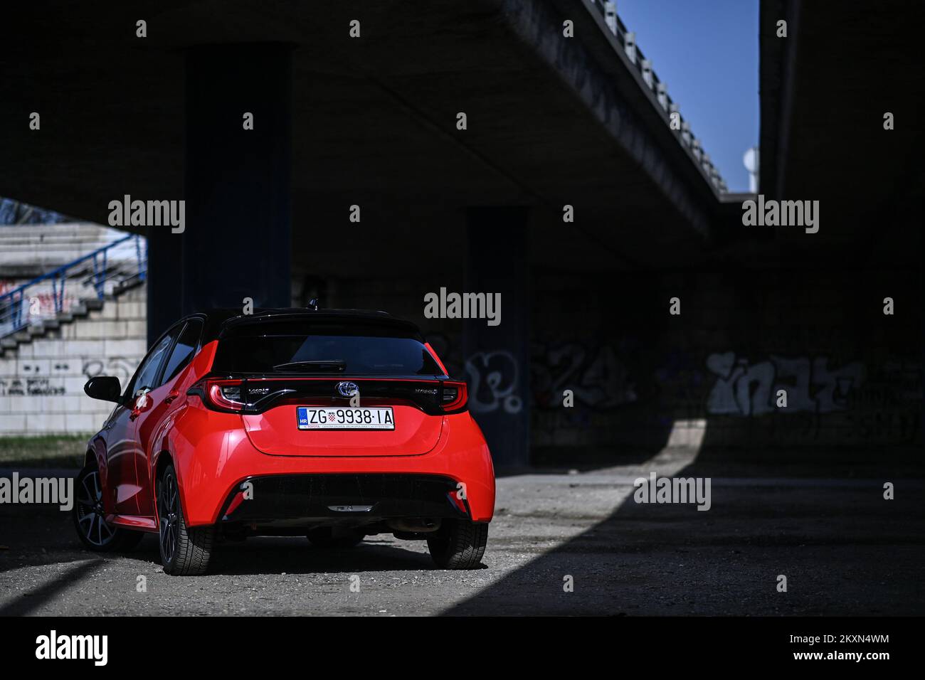 Toyota yaris hybrid hires stock photography and images Alamy