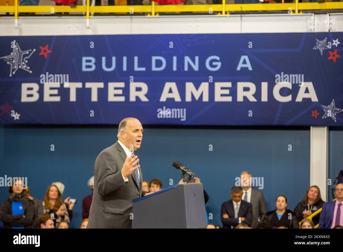 Bay City, Michigan, USA. 29th Nov, 2022. Congressman Dan Kildee speaks before President Joe Biden takes the stage at the new SK Siltron microprocessor plant, which opened in September. Credit: Jim West/Alamy Live News Stock Photo