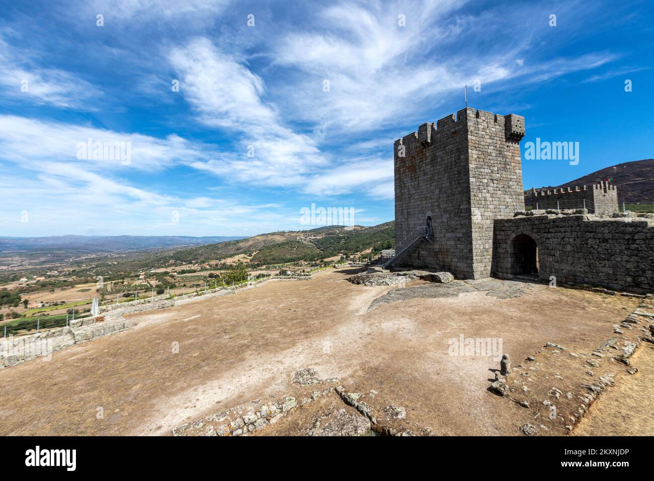 Castle of Linhares da Beira, Aldeias Históricas de Portugal, Linhares ...