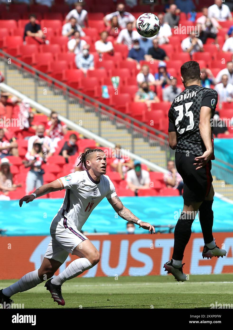 Josko Gvardiol Croatia 2021 England Hi res Stock Photography And Images josko-gvardiol-croatia-2021-england-hi-res-stock-photography-and-images