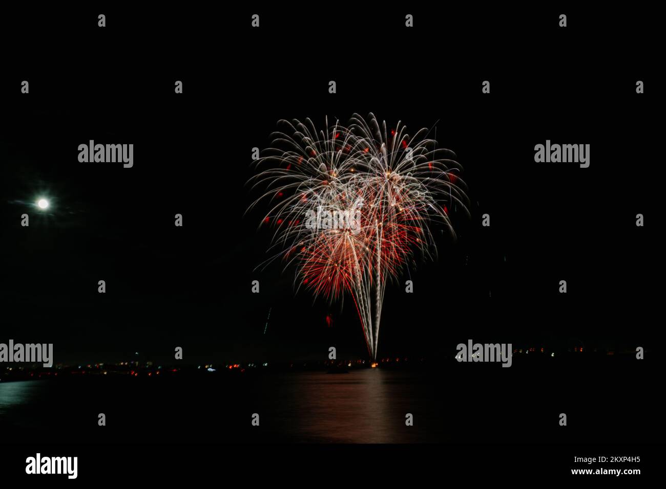 Sea World Fireworks Show In San Diego USA Stock Photo Alamy   Sea World Fireworks Show In San Diego Usa 2KXP4H5 