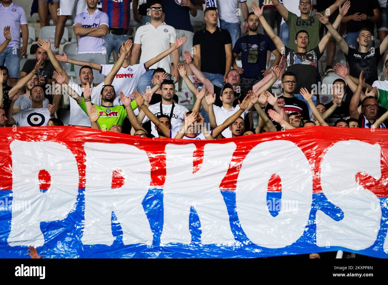 Torcida split hi-res stock photography and images - Alamy