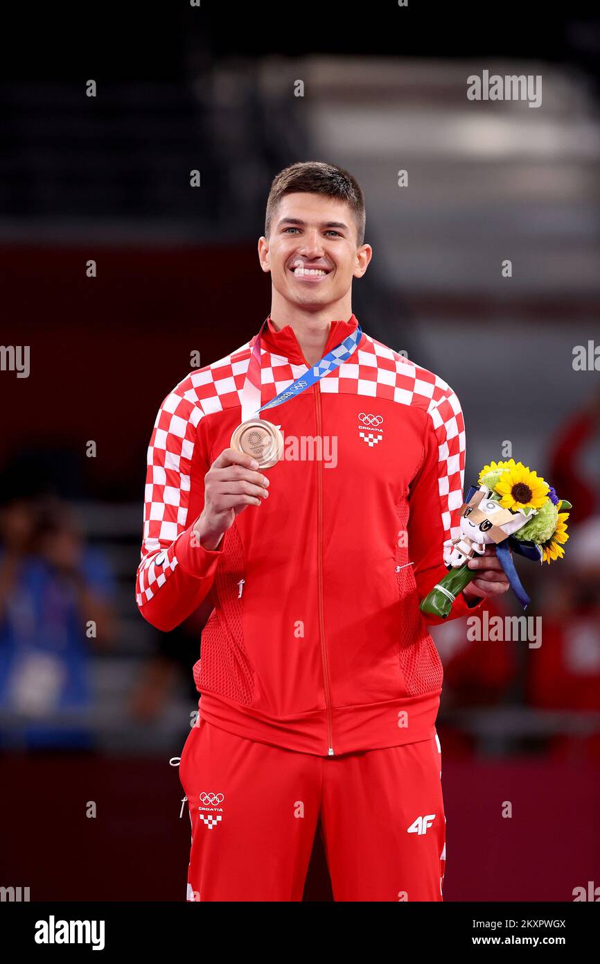 Bronze Medalist Toni Kanaet Of Croatia Poses With The Bronze Medal For ...