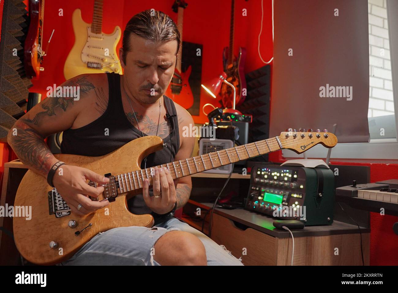 Guitar world september 2020 top