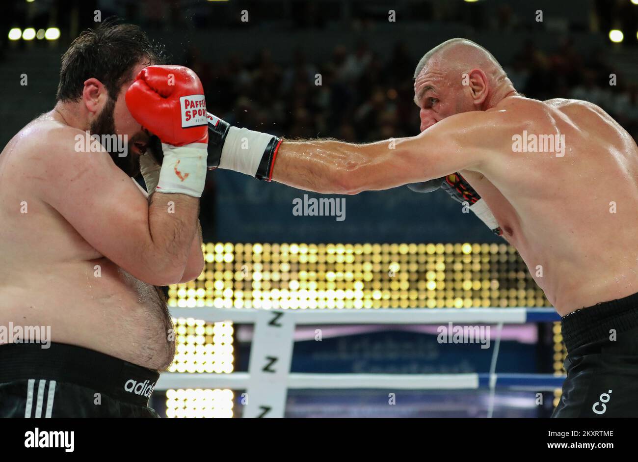 Croatian Zeljko Mavrovic (R) in action against Georgian Ramazi ...
