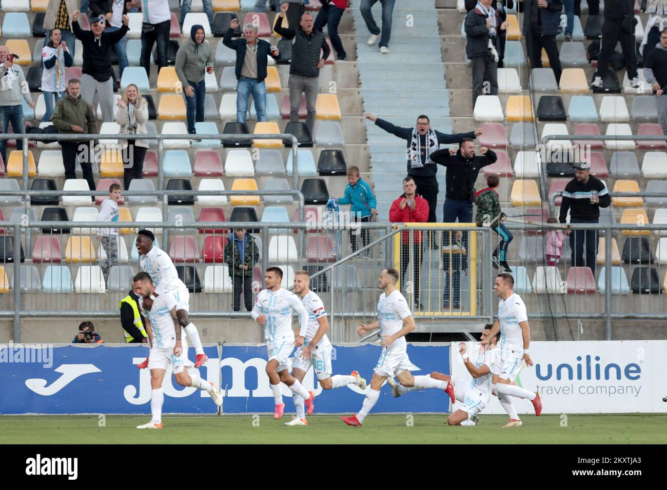 CRO, FOOTBALL - MAXTV PRVA LIGA, HNK RIJEKA VS GNK DINAMO