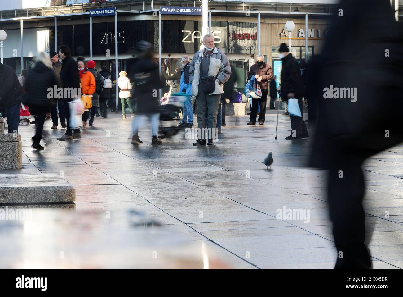 People on a walk in Zagreb, Croatia on January 15, 2022. The first results of the 2021 census, published by the Central Bureau of Statistics (CBS) on Friday, show that in the period from 2011 to 2021 the population of Croatia decreased by 396,360 people, or 9.25 percent, and the decline in population and households were recorded by all counties. Photo: Emica Elvedji/PIXSELL Stock Photo