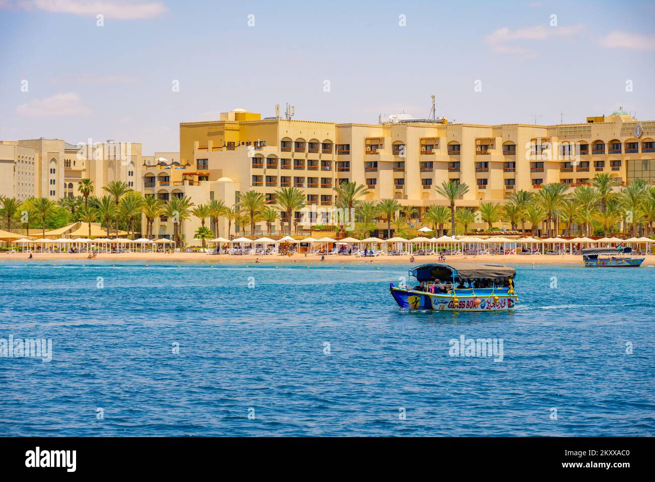 Glass bottom boat red sea hi-res stock photography and images - Alamy