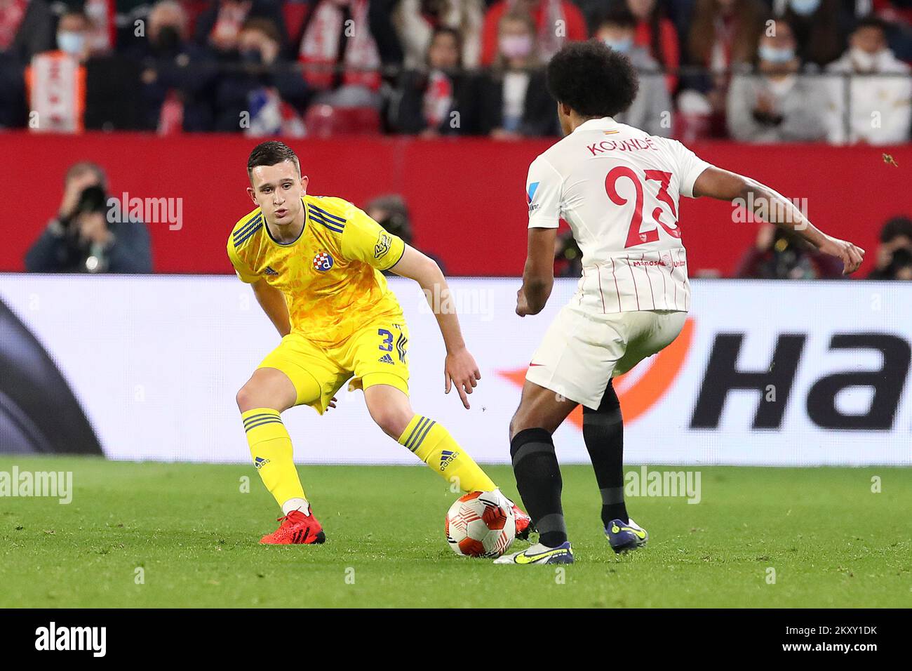 Daniel Stefulj of Dinamo Zagreb in action during the UEFA Europa League Knockout Round Play-Offs Leg One match between Sevilla FC and Dinamo Zagreb at Estadio Ramon Sanchez Pizjuan on February 17, 2022 in Seville, Spain. Photo: Goran Stanzl/PIXSELL Stock Photo