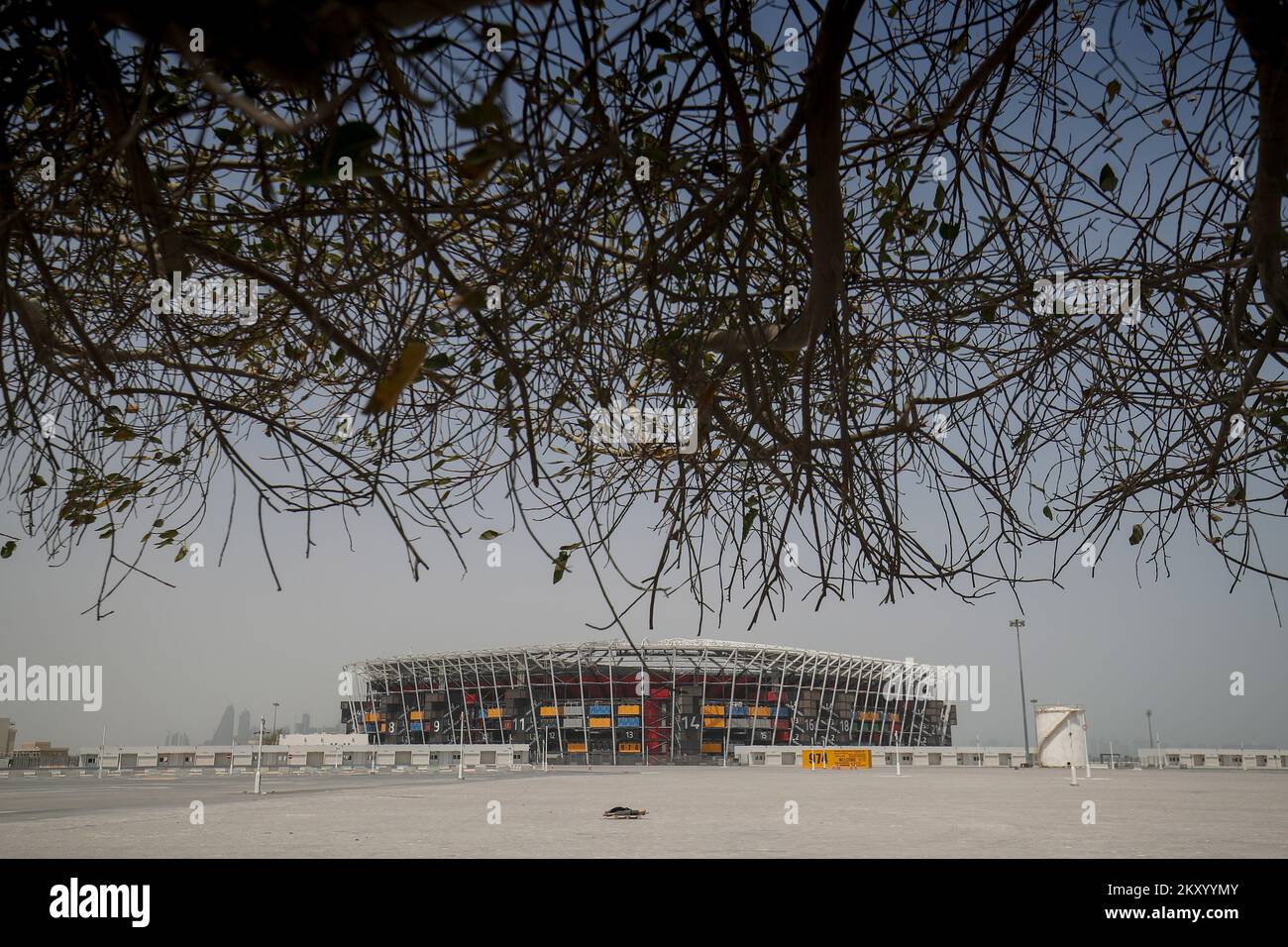 974 shipping containers hi-res stock photography and images - Alamy