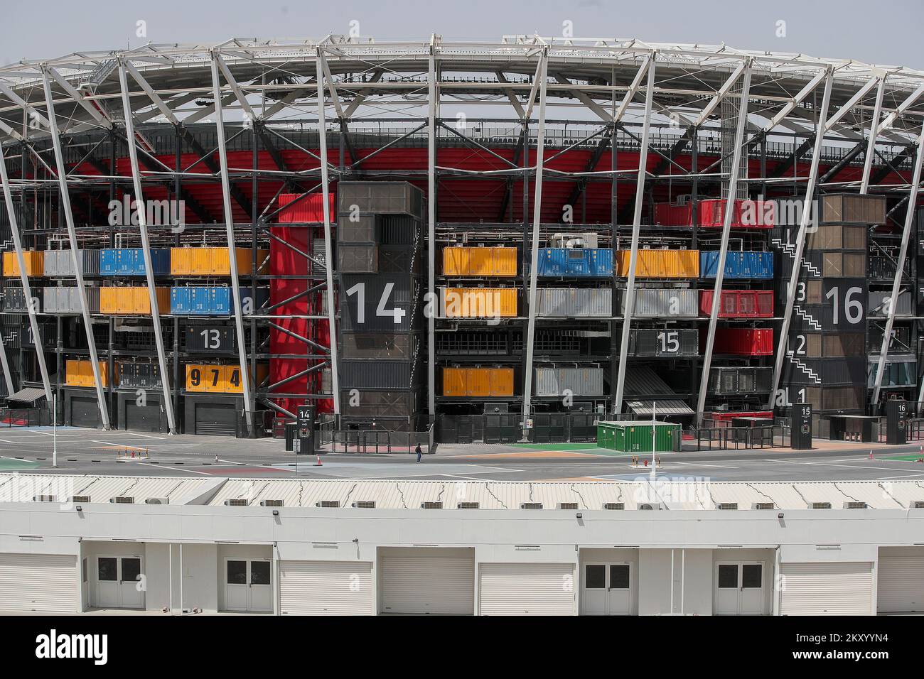 974 shipping containers hi-res stock photography and images - Alamy