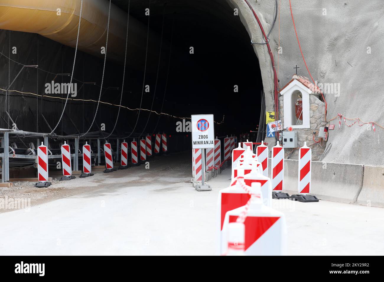Ucka tunnel hires stock photography and images Alamy