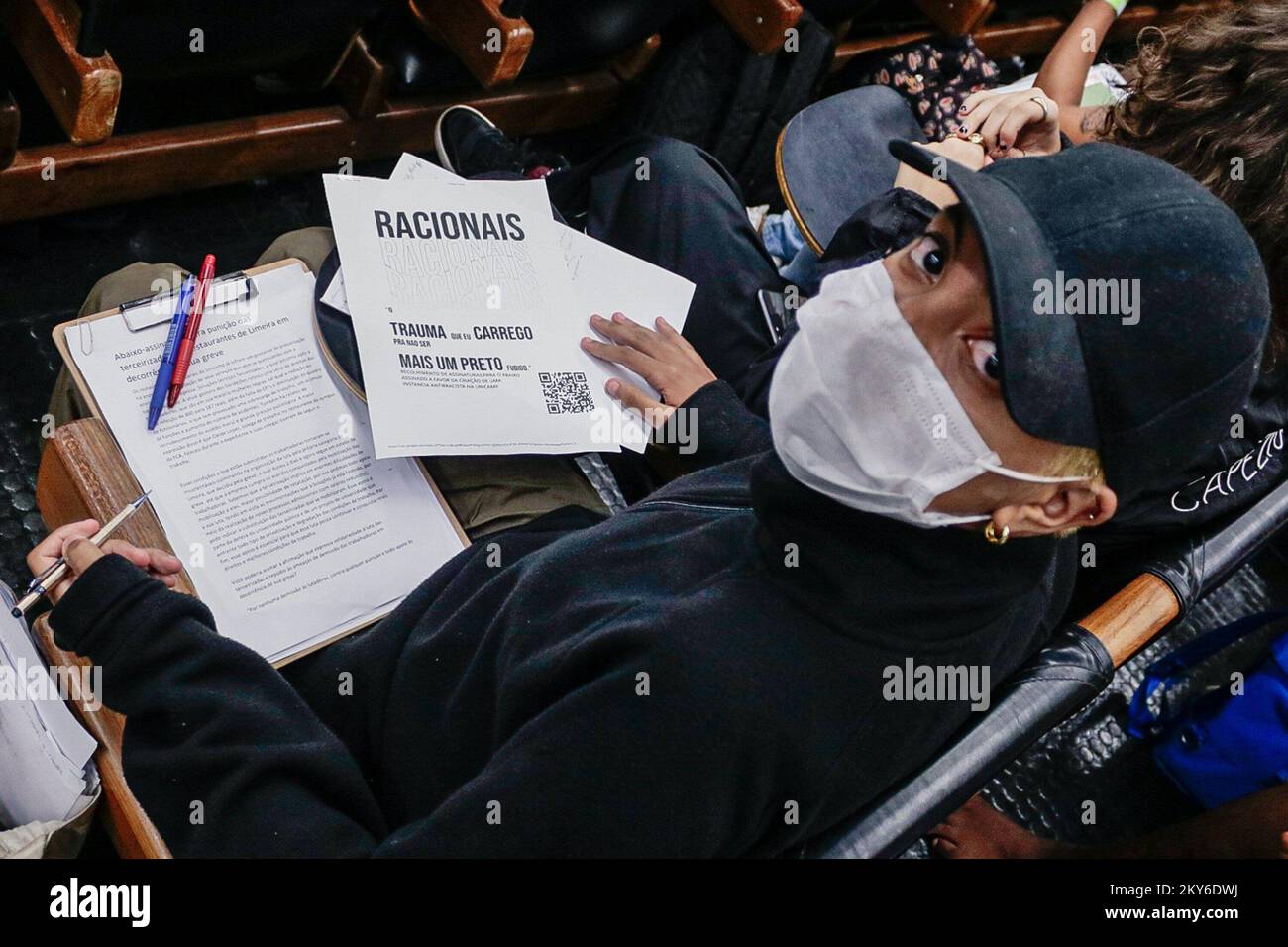 Zuma Reading Zuma press book class hi-res stock photography and images - Alamy